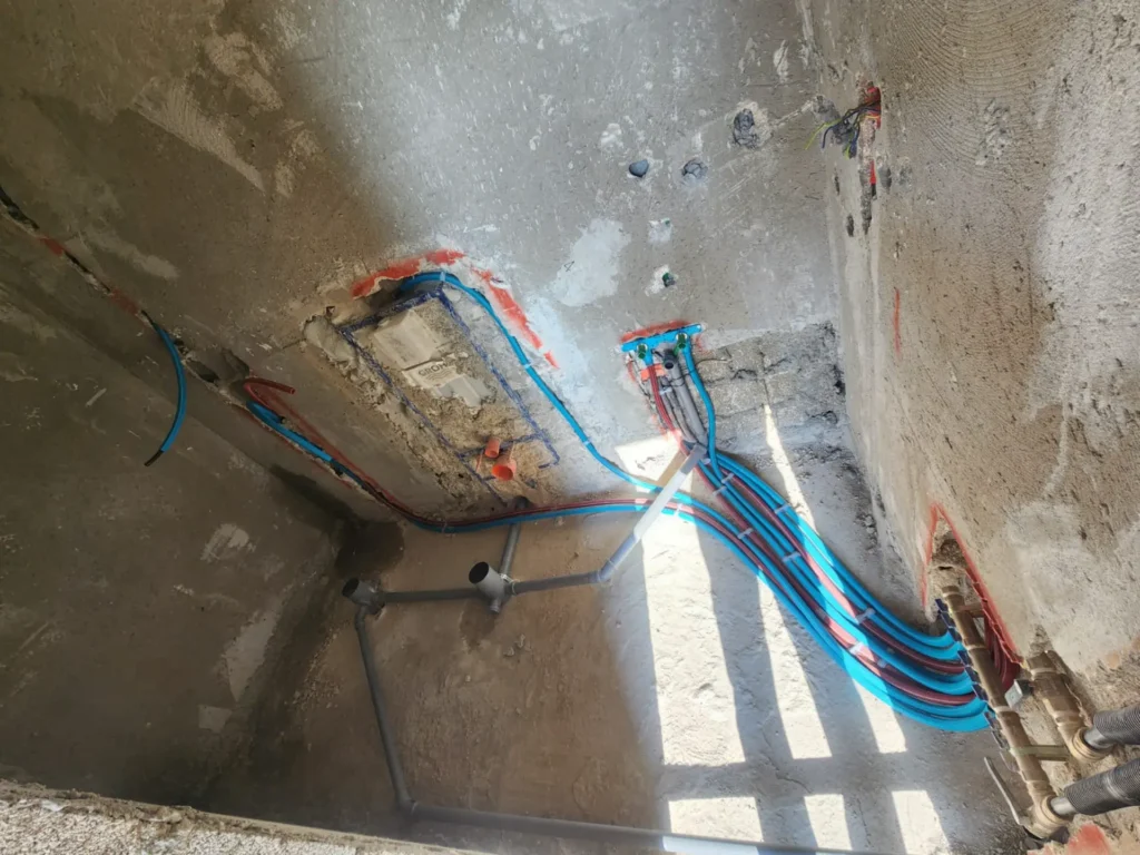 הקמת תשתיות אנסטלציה מאפס עד גמר בבית פרטי